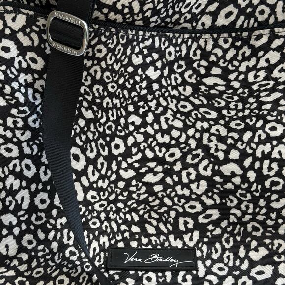 Vera Bradley Nylon Crossbody Purse Black & White Animal Print Lighten Up Slim - Picture 2 of 16
